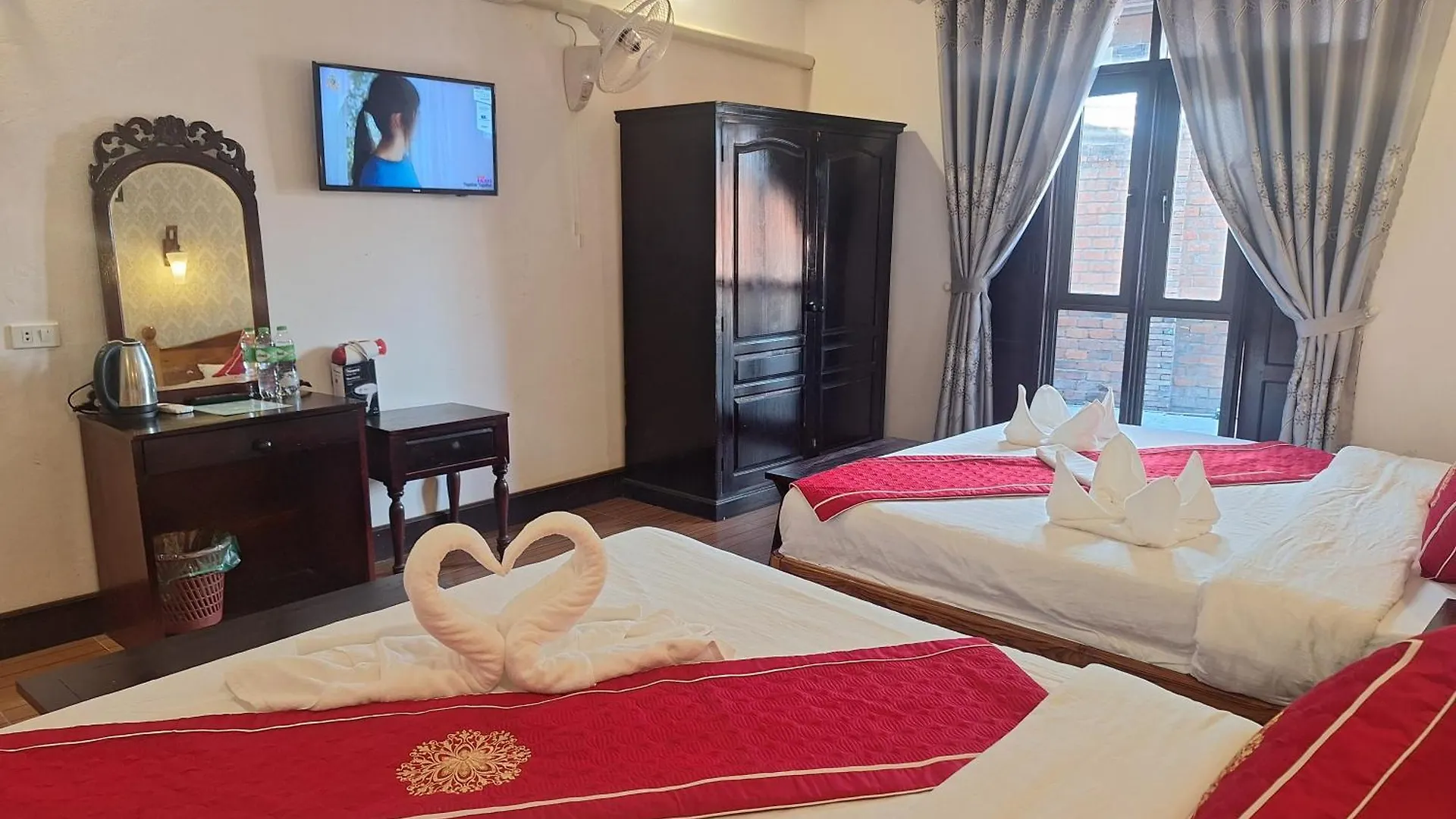 Luang Prabang Pavilion Hotel & Travel