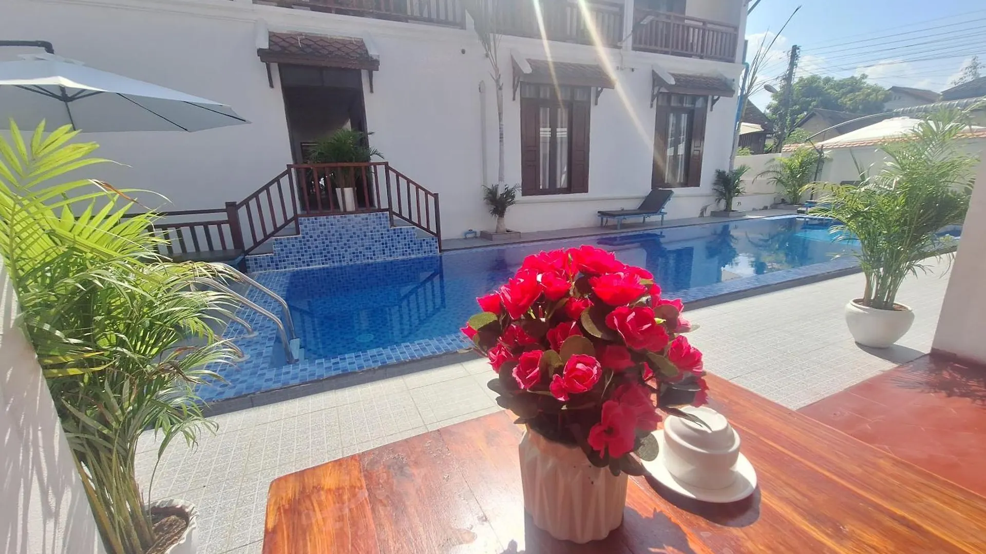 ***  Luang Prabang Pavilion Hotel & Travel Laos