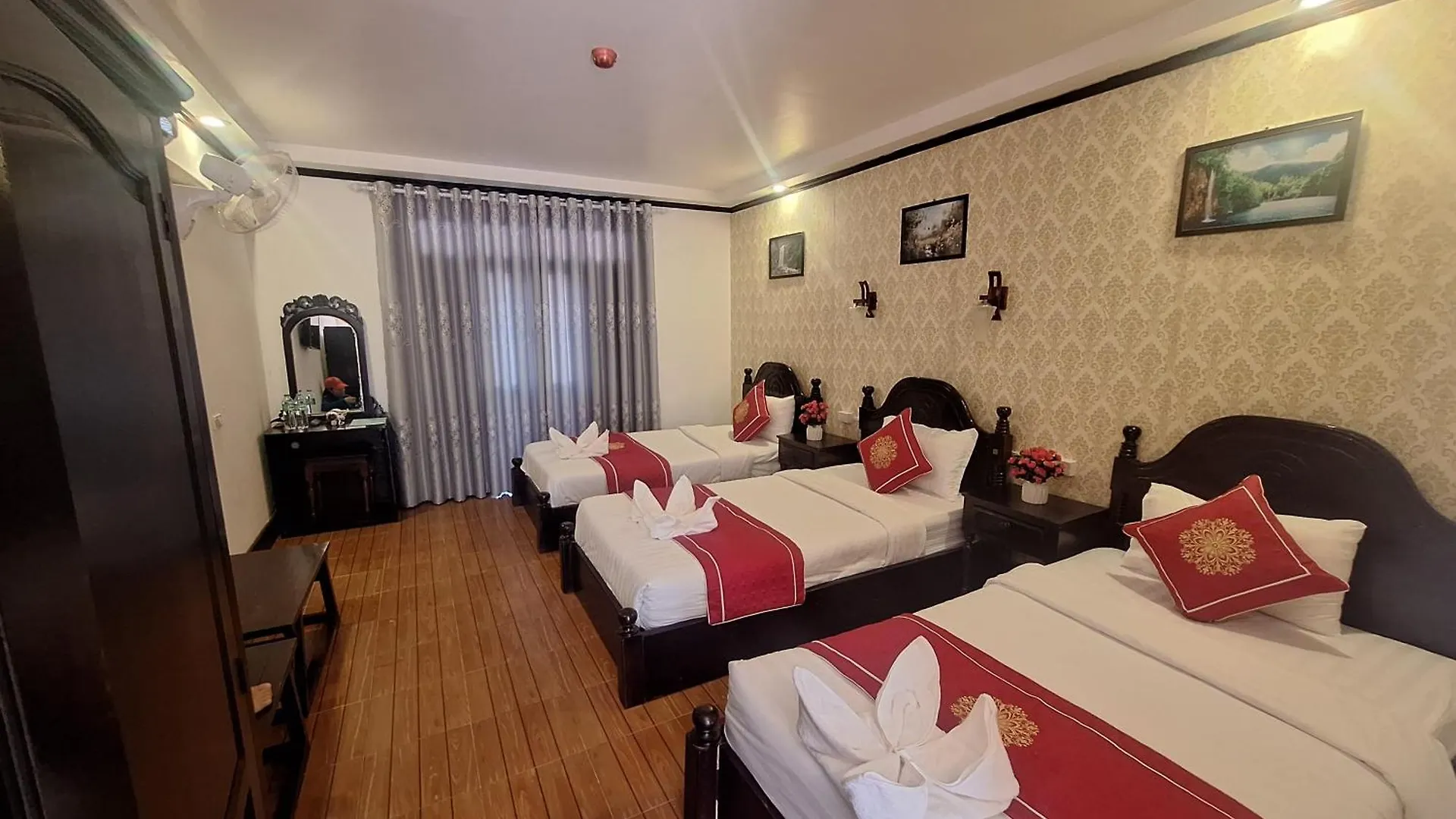 ***  Luang Prabang Pavilion Hotel & Travel Laos